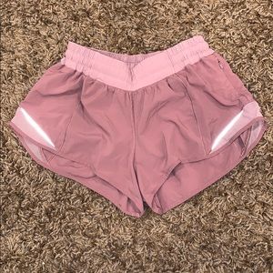 Lululemon Hotty Hot Short